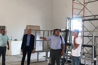В селе Ташла ремонтируют культурные объекты